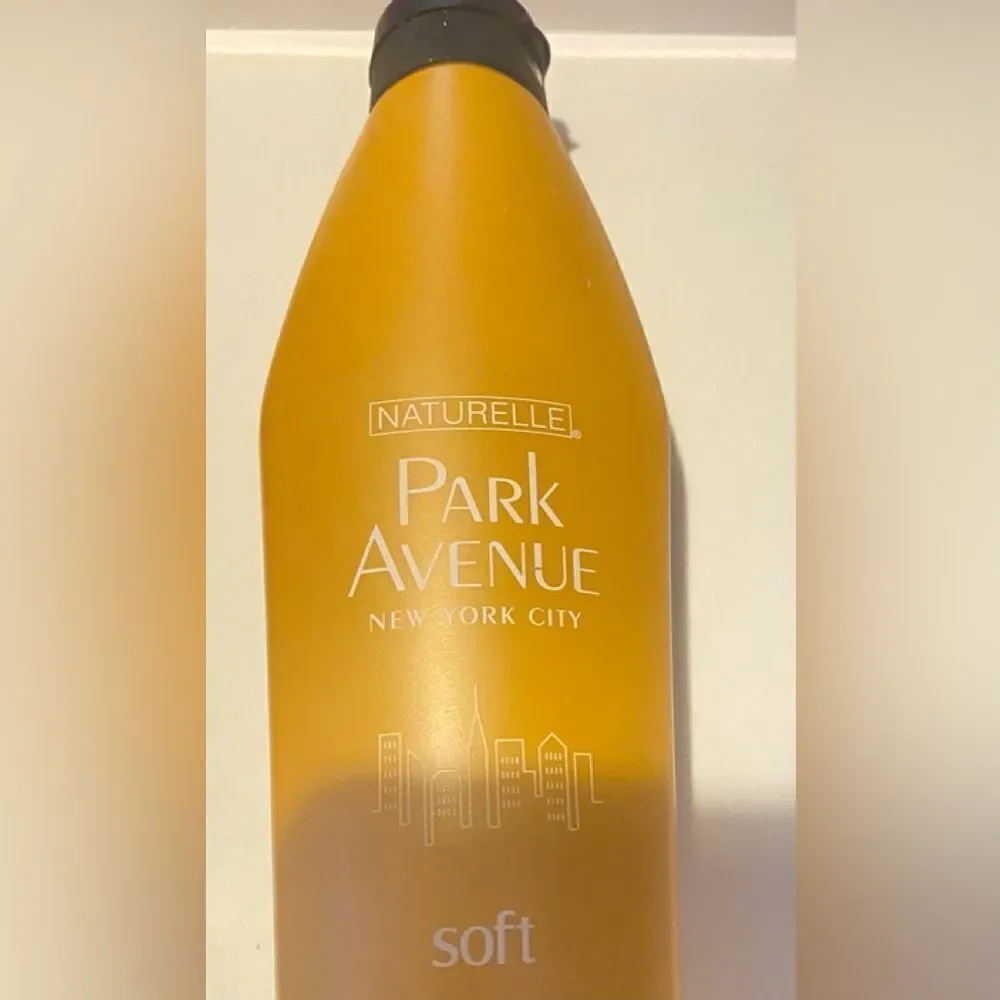 🛍️ Naturelle Park Ave Soft Moisturizing Conditioner or shampoo 10.1 Oz💥